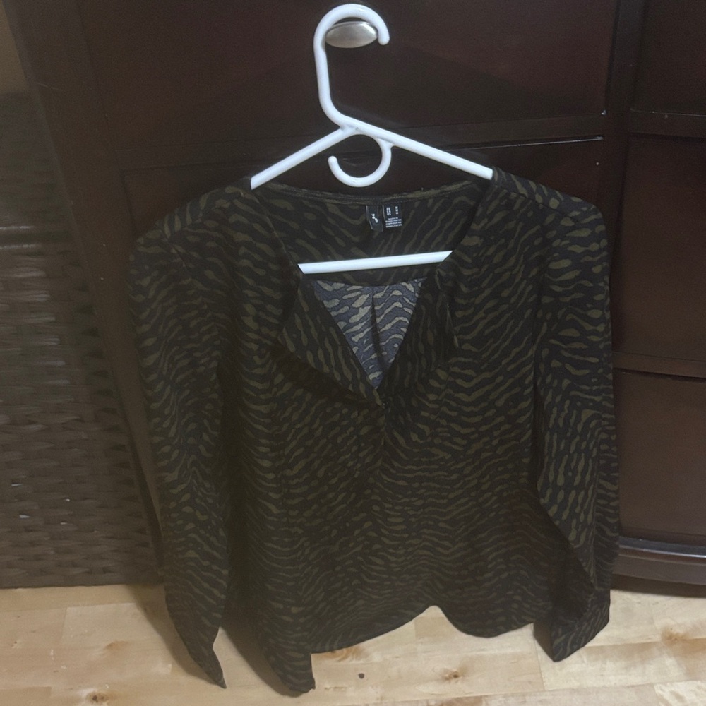 Vero Moda Black and Brown Patterned Blouse